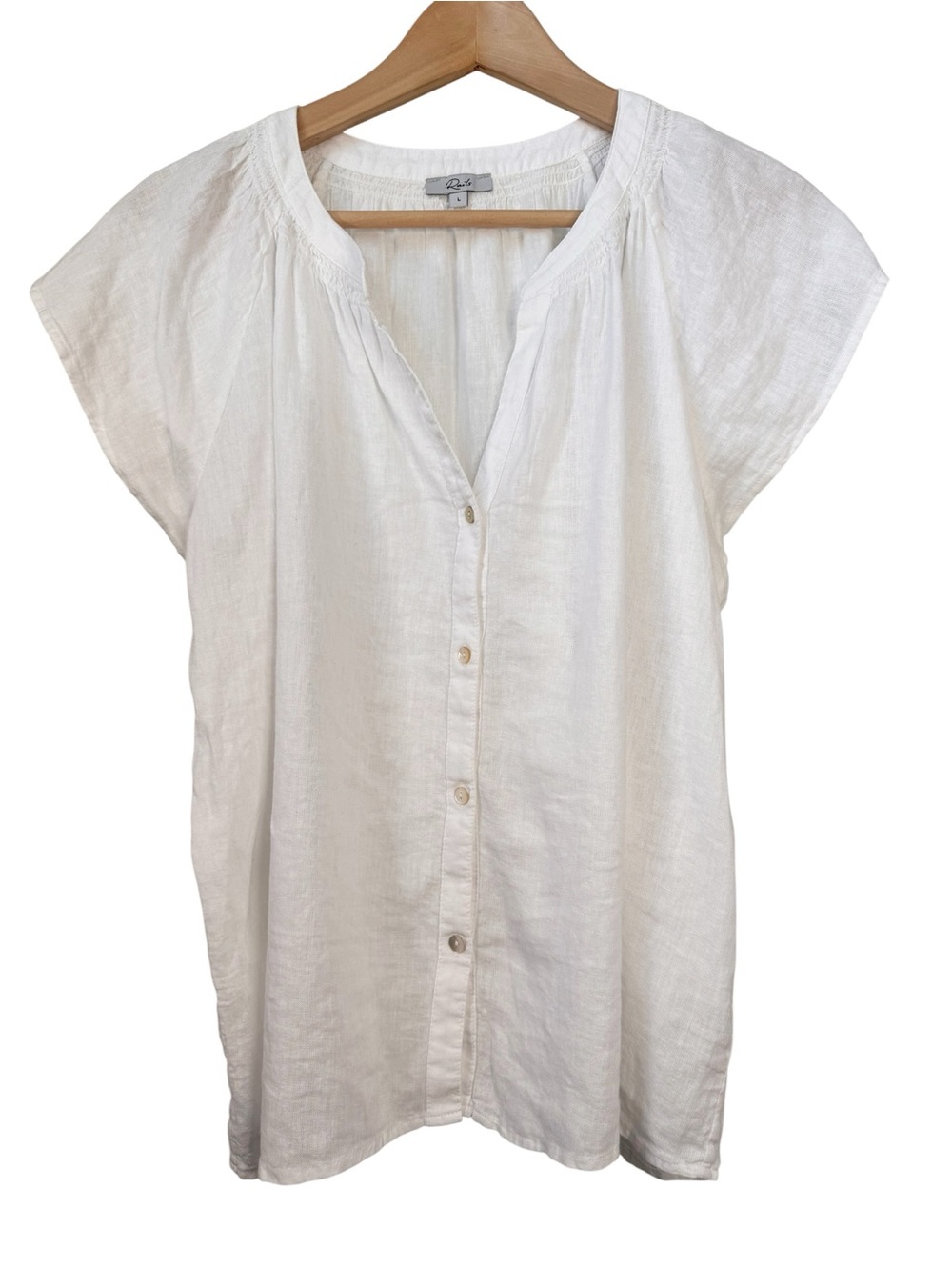 Rails Alena White Linen Blend Top Size Large Short Sleeve V-Neck Button Up Shirt